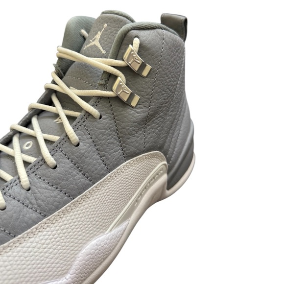 AIR JORDAN 12 - RETRO “STEALTH” - Picture 7 of 9